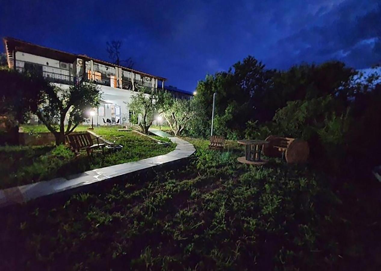 Seaside Villa Nea Poteidaia Exteriör bild
