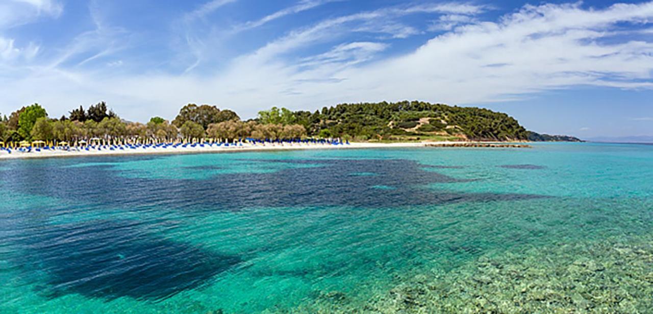 Seaside Villa Nea Poteidaia Exteriör bild
